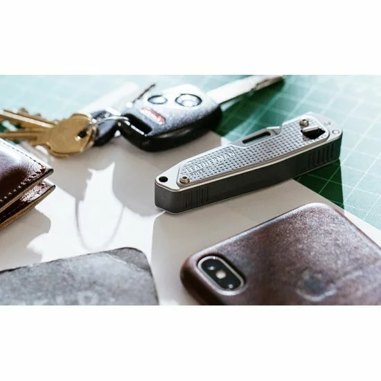 Navaja Multifuncional Leatherman Free T2 - Imagen 7